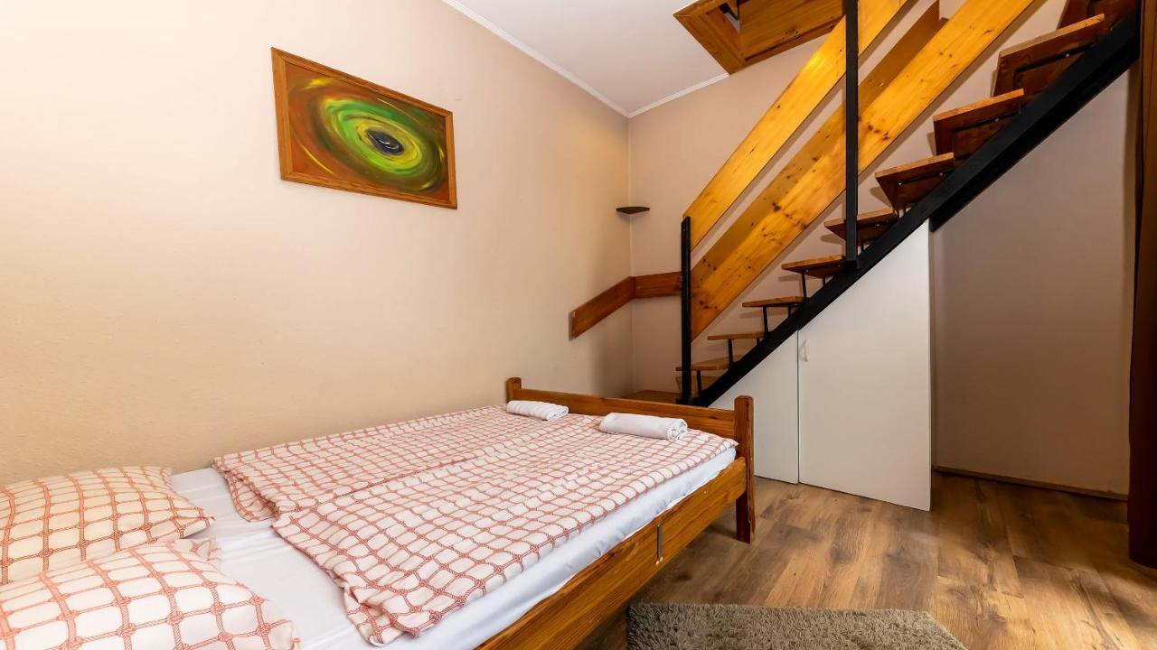 Csillagtura Panzio Bed & Breakfast Eğri Dış mekan fotoğraf