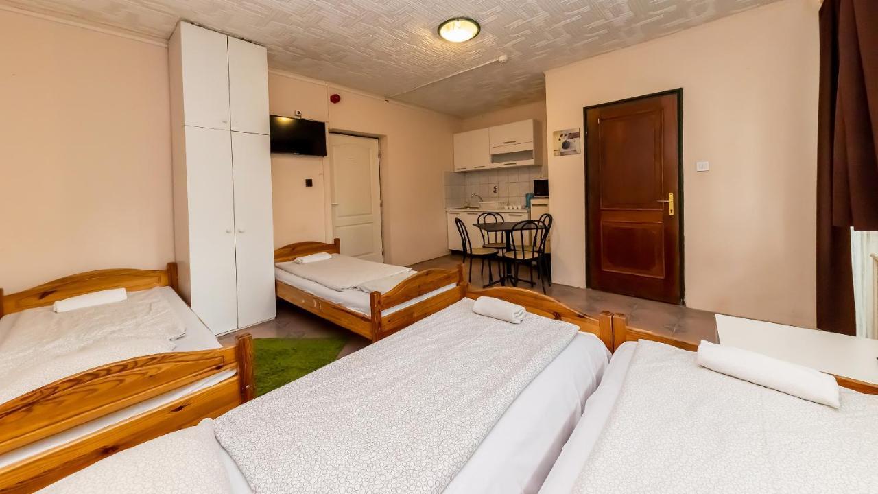 Csillagtura Panzio Bed & Breakfast Eğri Dış mekan fotoğraf